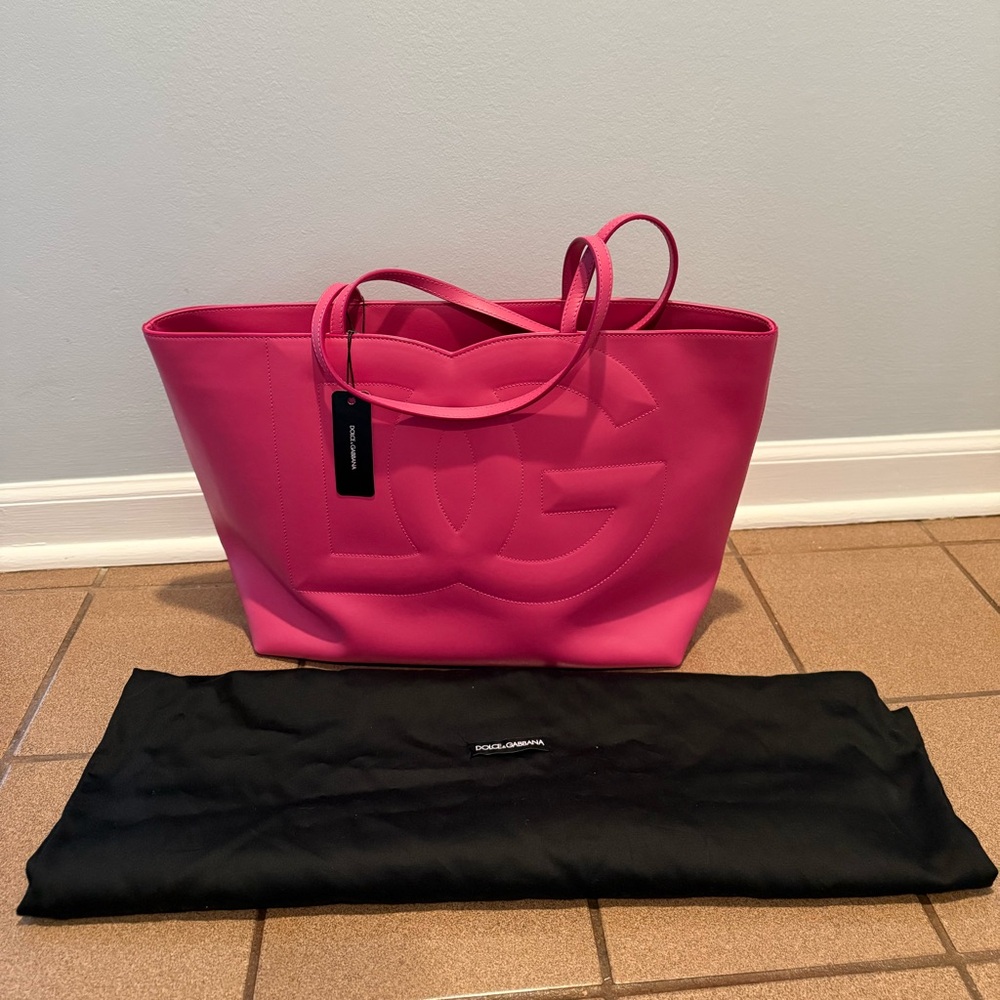 DOLCE & GABBANA Calfskin DG Logo Shopper Tote Glicine Vitello new with tags pink
